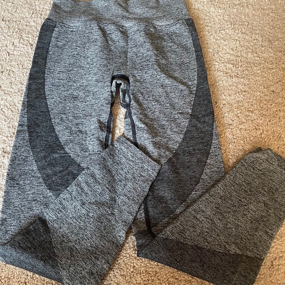 PINK Victoria Secret seamless leggings gray size small